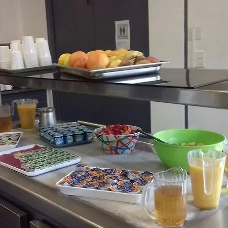 אתר נופש Village Vacances Le Lion De Mer 2*