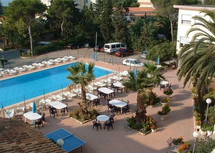 Курортный комплекс Village Vacances Le Lion De Mer Сен-Рафаэль