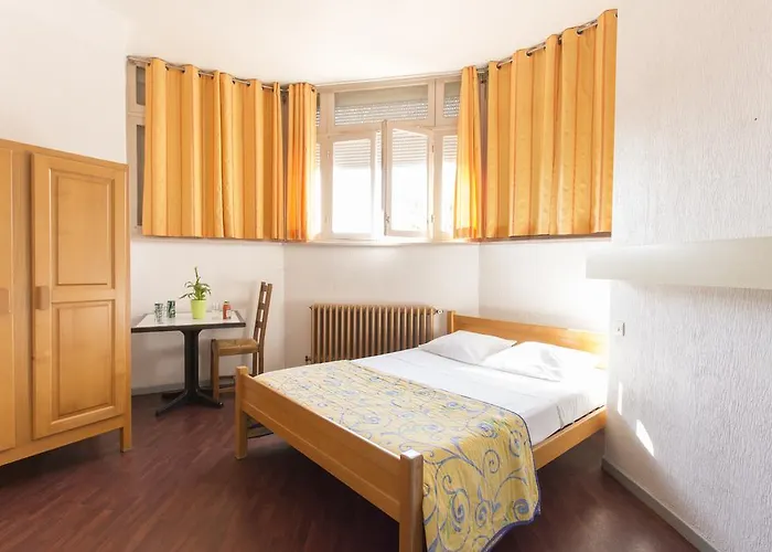 Village Vacances Le Lion De Mer Курортный комплекс 2*