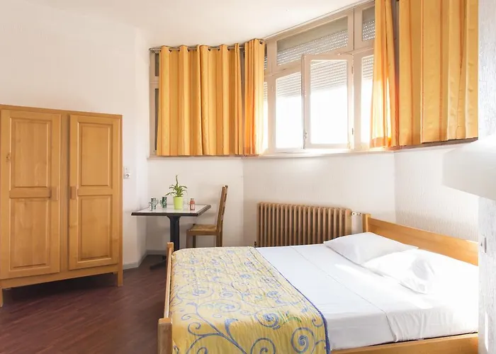 Village Vacances Le Lion De Mer Курортный комплекс Сен-Рафаэль